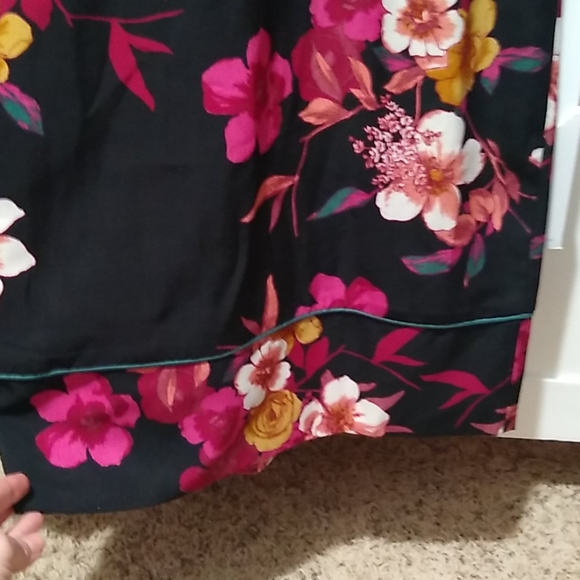 Leith Floral Jumper - Picture 3 of 4